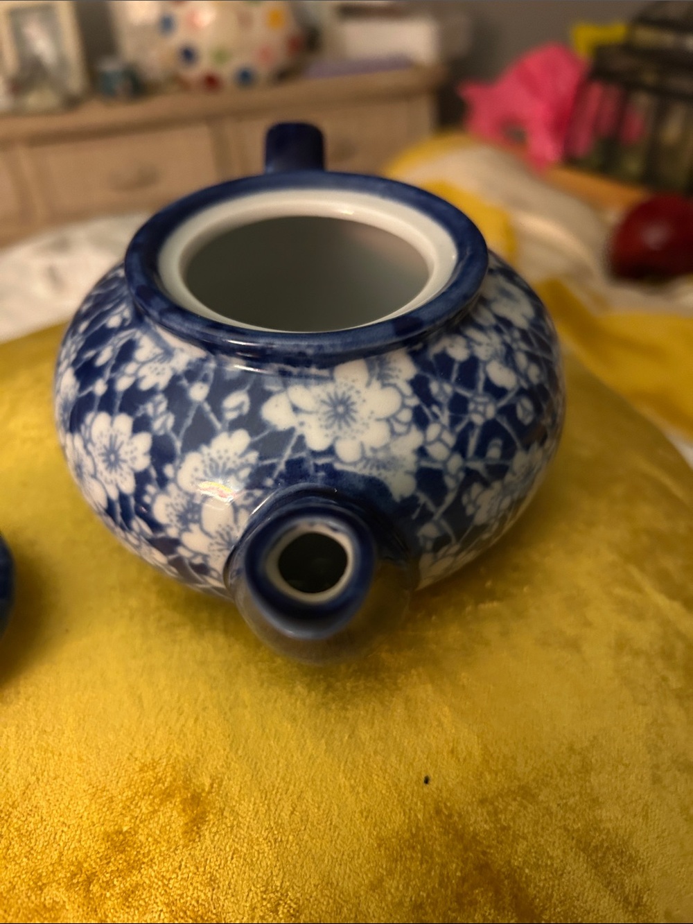 Blue Floral Ceramic Teapot with Lid - Classic Tea Service - Picture 4 of 7
